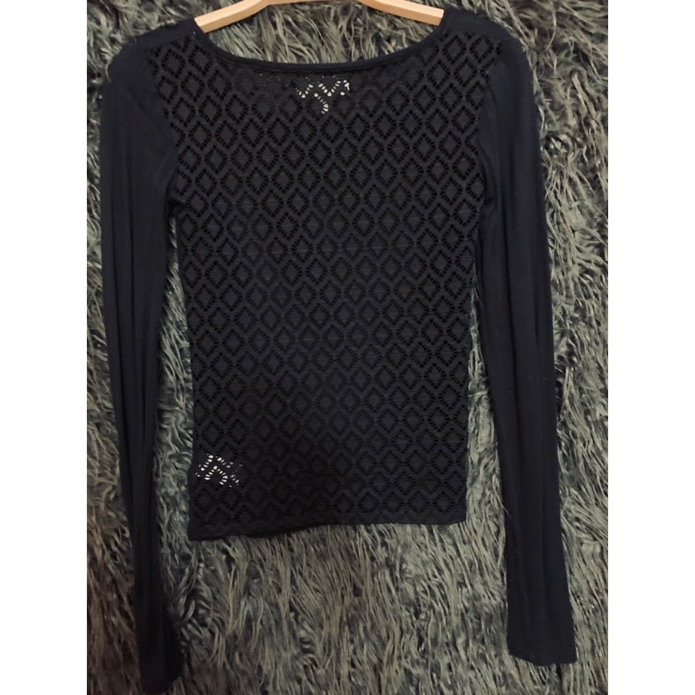 Aeropostale long sleeve lace black top